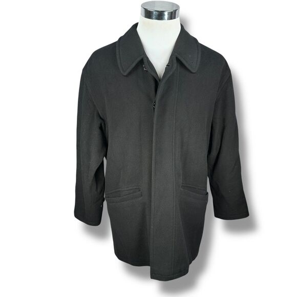 Barney’s New York Peacoat Coat Men’s US 36R Black 100% Cashmere Button Front